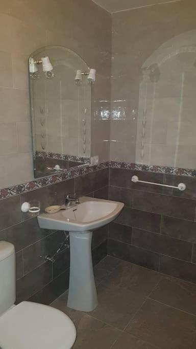 Cueva Maite Apartment Cortes de Baza ภายนอก รูปภาพ