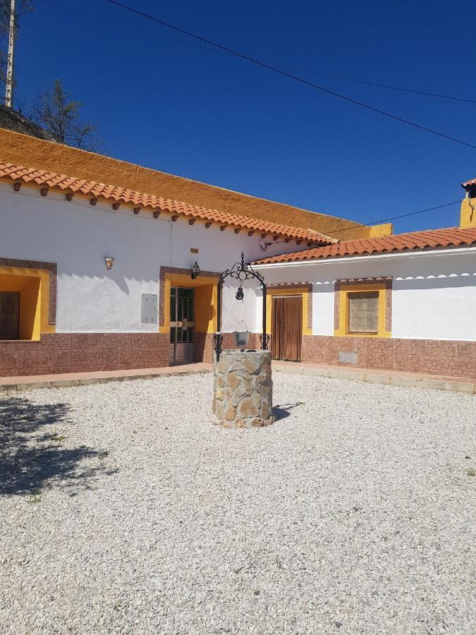 Cueva Maite Apartment Cortes de Baza ภายนอก รูปภาพ