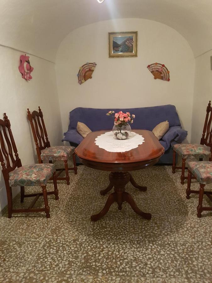 Cueva Maite Apartment Cortes de Baza ภายนอก รูปภาพ